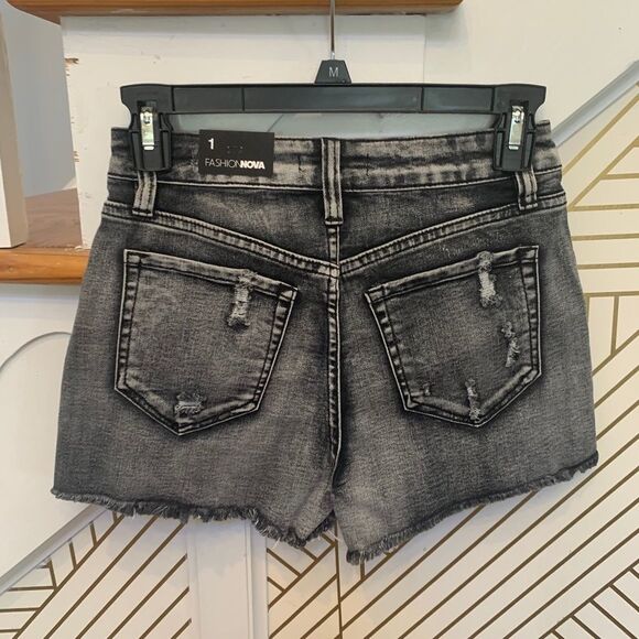 Fashion Nova Get Up Stand Up High Rise Shorts - Picture 7 of 7